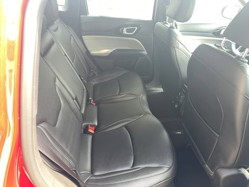New 2025 Jeep Compass Limited image 7