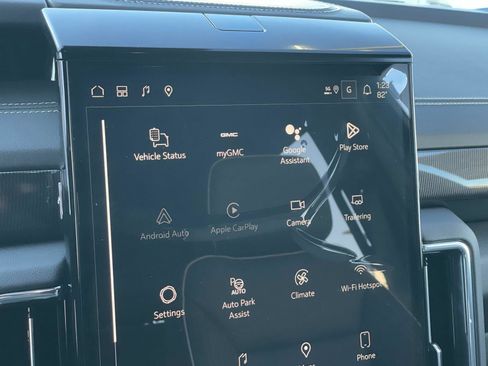 New 2026 GMC Yukon Elevation image 13