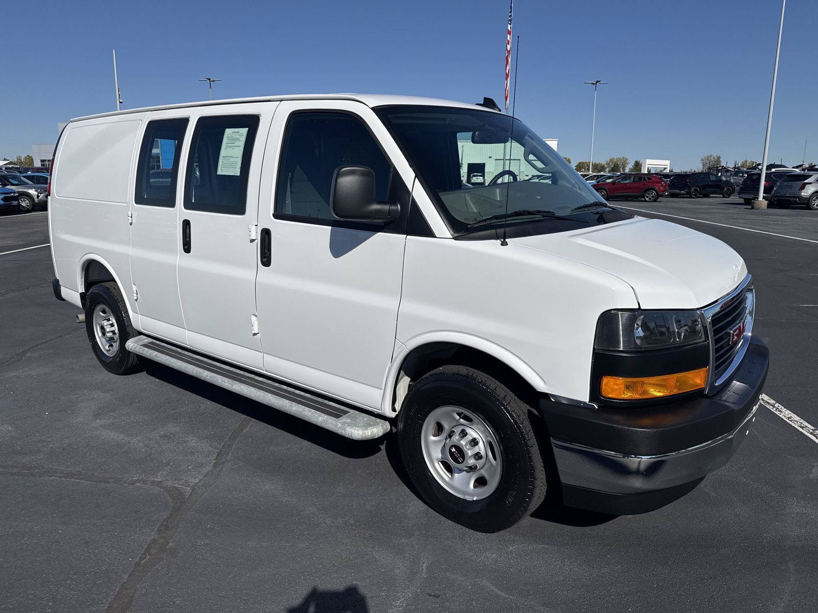 Used 2025 GMC Savana 2500 w/ Driver Convenience Package RWD image 5
