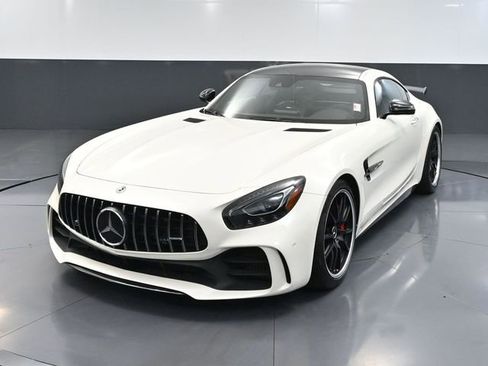 Used 2018 Mercedes-Benz AMG GT R image 11