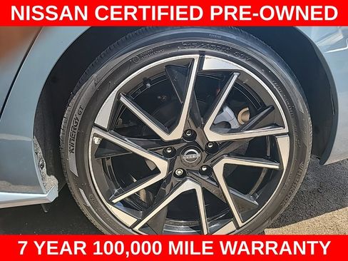 Used 2024 Nissan Sentra SR w/ SR Premium Package FWD image 21