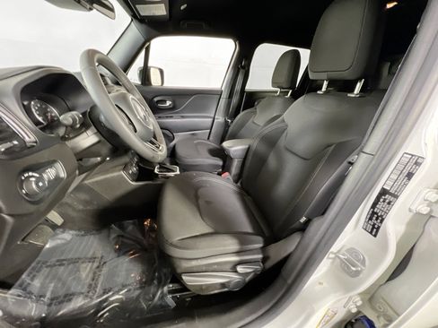 Used 2022 Jeep Renegade Altitude image 20