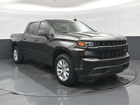 Used 2021 Chevrolet Silverado 1500 Custom w/ Safety Confidence Package AWD/4WD image 32