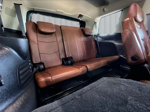 Used 2015 Cadillac Escalade Premium AWD/4WD image 28