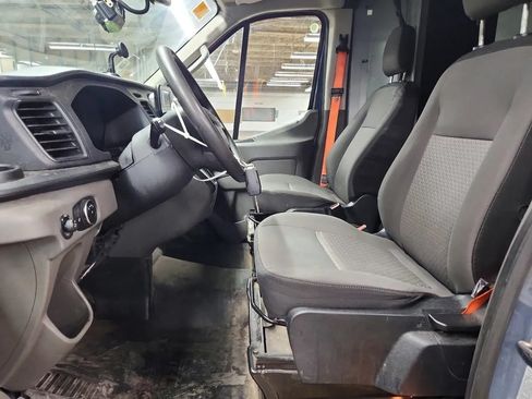 Used 2020 Ford Transit 250 148 High Roof Extended RWD image 7