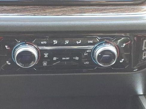 Certified 2023 GMC Sierra 1500 Elevation image 12