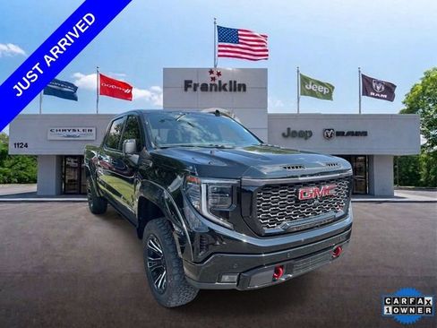 Used 2023 GMC Sierra 1500 AT4 w/ AT4 Premium Package AWD/4WD image 1