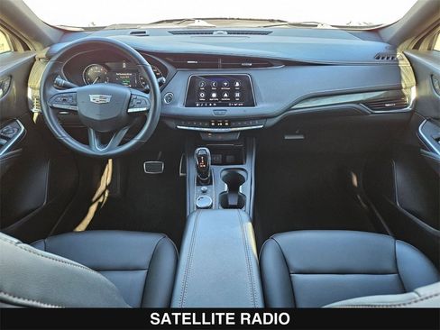 Used 2021 Cadillac XT4 Sport image 19