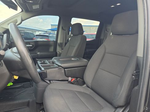 Used 2021 Chevrolet Silverado 1500 Custom Trail Boss w/ LPO, Dark Essentials Package AWD/4WD image 11
