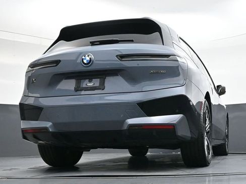 Used 2023 BMW iX xDrive50 w/ Premium Package image 30