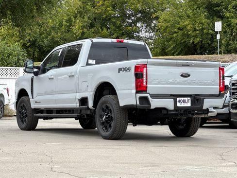 New 2026 Ford F250 Lariat w/ Black Appearance Package image 5