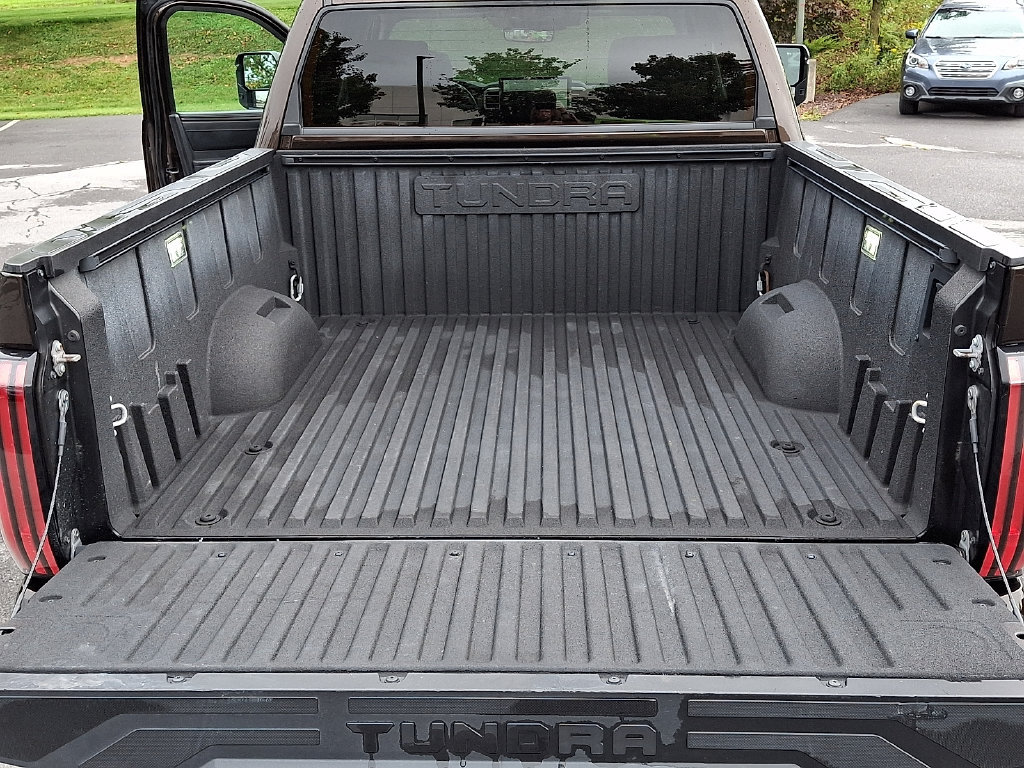 Used 2022 Toyota Tundra Limited AWD/4WD image 30