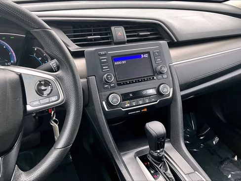 Used 2019 Honda Civic LX image 7