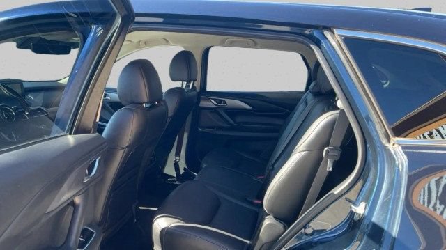 Used 2019 MAZDA CX-9 Touring FWD image 12