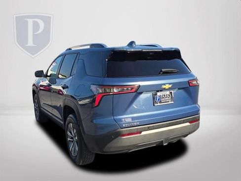 Certified 2025 Chevrolet Equinox LT w/ Convenience Package II FWD image 8