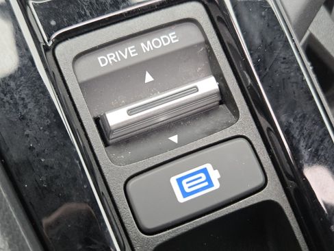 Used 2023 Honda Accord Sport image 6