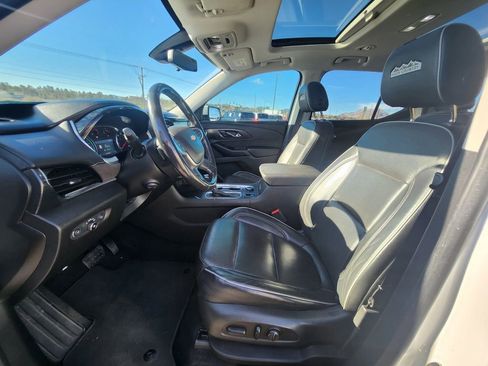 Used 2020 Chevrolet Traverse High Country image 10