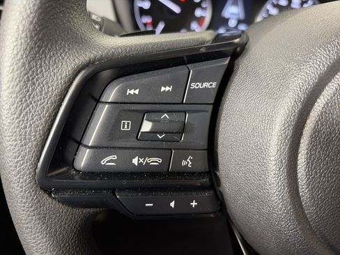 Used 2024 Subaru Crosstrek 2.0i Premium AWD/4WD image 32