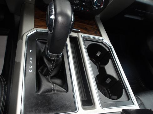 Used 2019 Ford F150 Lariat image 20