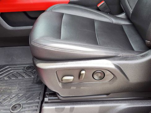 Used 2022 Chevrolet Silverado 1500 LT Trail Boss w/ LT Trail Boss Premium Package AWD/4WD image 25