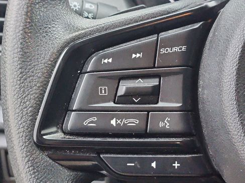 Used 2024 Subaru Crosstrek 2.0i Premium image 20