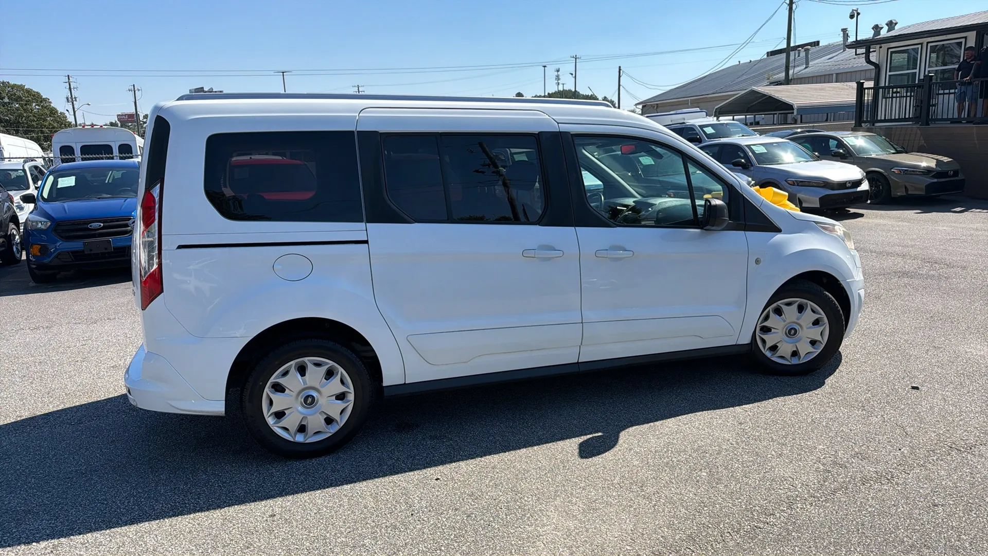 Used 2018 Ford Transit Connect XLT FWD image 11