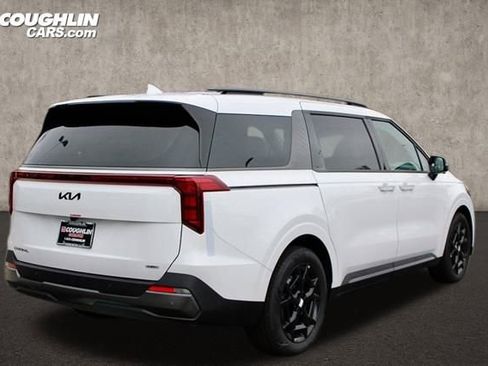 New 2025 Kia Carnival SX w/ SX Dark Edition Package FWD image 13