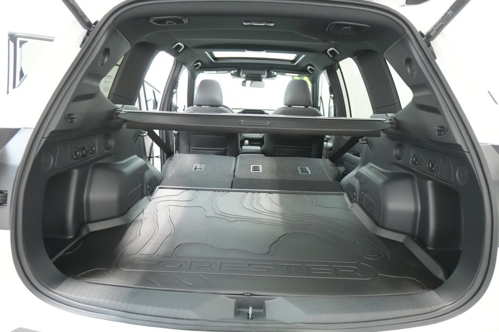 Used 2026 Subaru Forester Premium AWD/4WD image 28