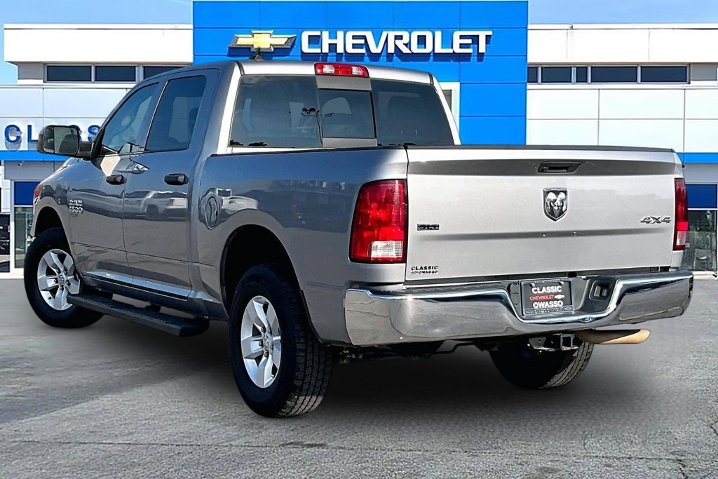 Used 2023 RAM 1500 Classic SLT w/ Trailer & Traction Group AWD/4WD image 3