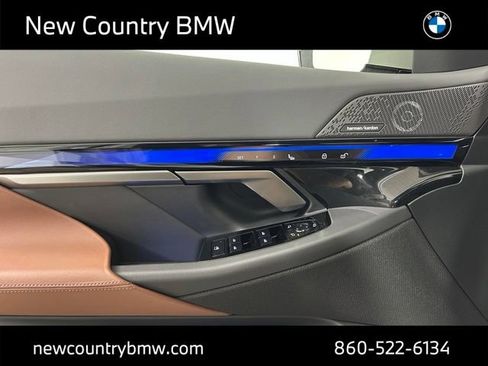 New 2026 BMW 550e xDrive AWD/4WD image 9