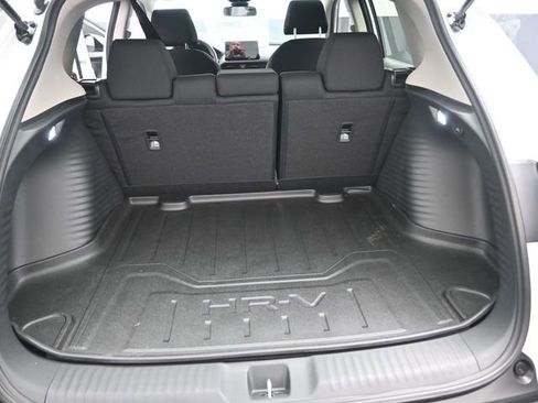 New 2026 Honda HR-V LX image 12