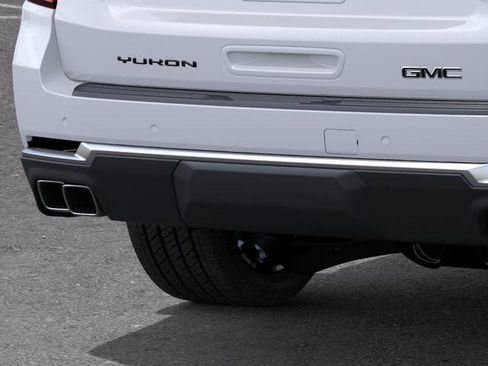 New 2026 GMC Yukon Denali w/ Denali Reserve Package AWD/4WD image 14