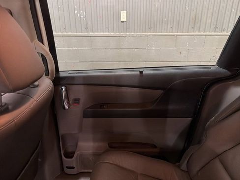 Used 2016 Honda Odyssey EX-L image 14