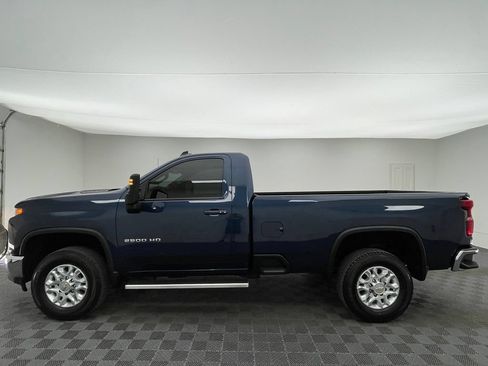Used 2022 Chevrolet Silverado 2500 LT w/ Convenience Package RWD image 11