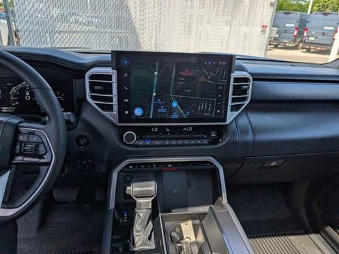 Used 2025 Toyota Tundra Platinum AWD/4WD image 4