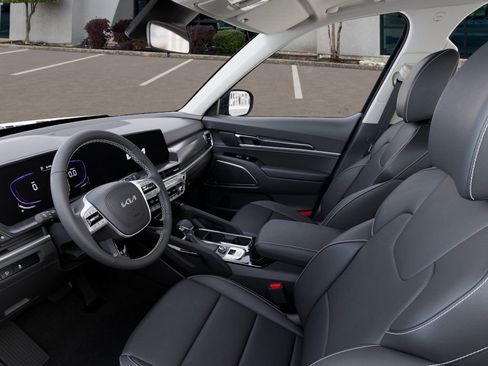 New 2025 Kia Telluride S image 17