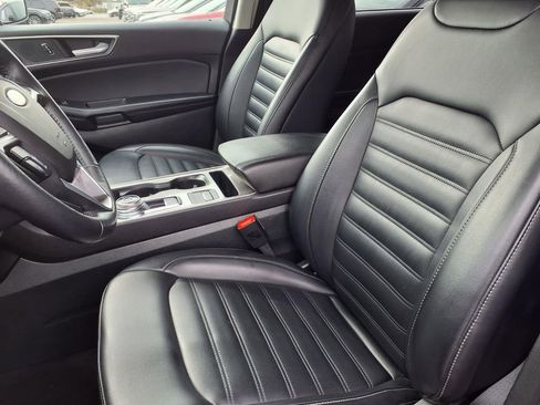 Used 2023 Ford Edge SEL w/ Convenience Package AWD/4WD image 3