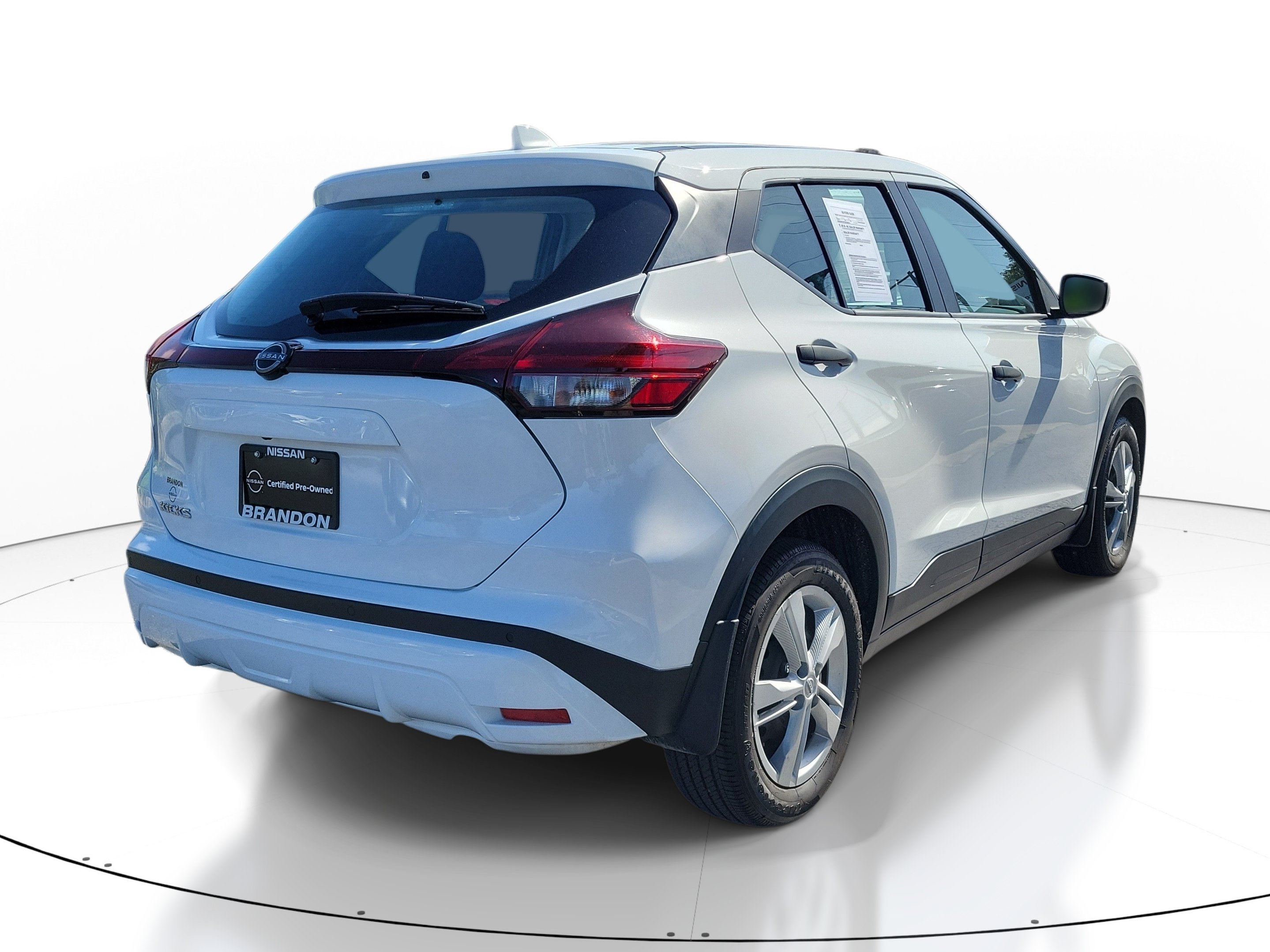 Certified 2025 Nissan Kicks Play S FWD image 7
