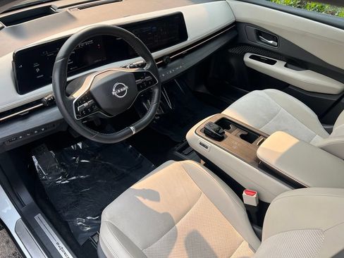 Certified 2023 Nissan Ariya AWD image 17