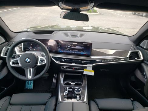 New 2027 BMW X7 M60i AWD/4WD image 15