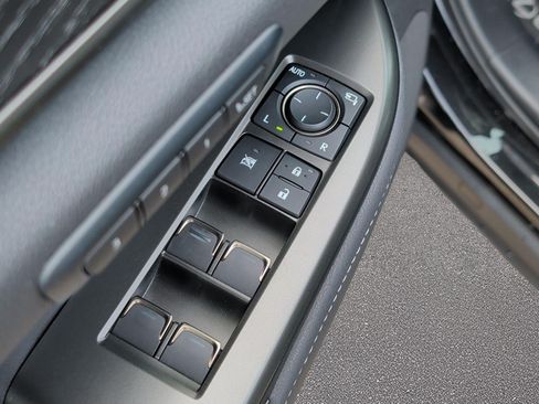 Certified 2025 Lexus NX 350 AWD w/ Accessory Package (2T) image 9