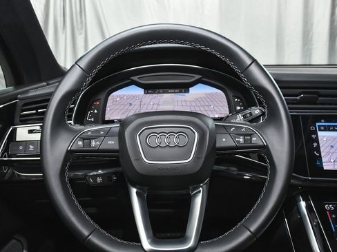 Used 2025 Audi Q7 3.0T Premium w/ Convenience Package image 42