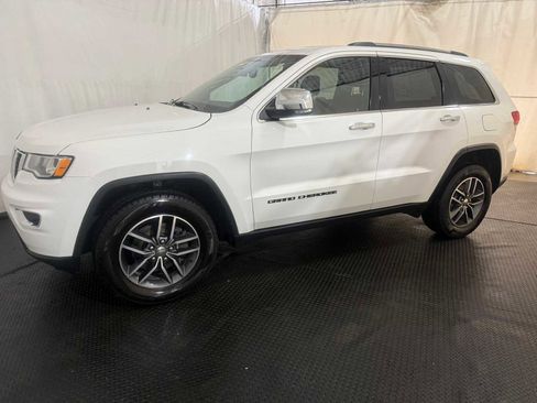 Used 2018 Jeep Grand Cherokee Limited image 2