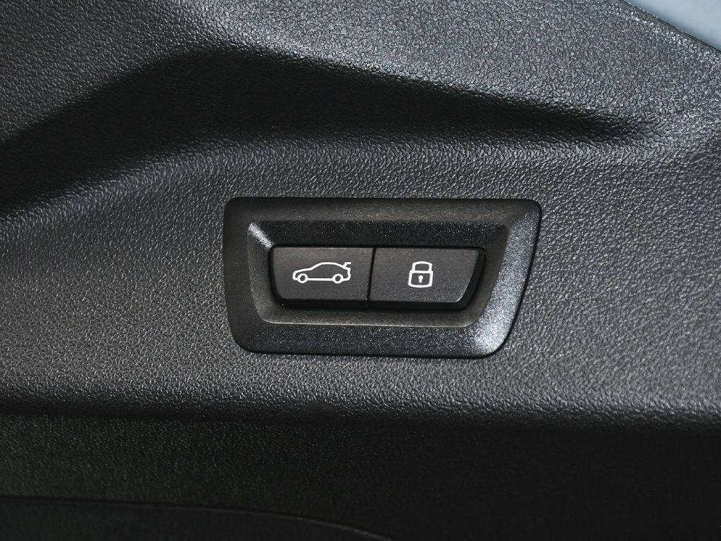 Used 2026 BMW X7 M60i AWD/4WD image 75