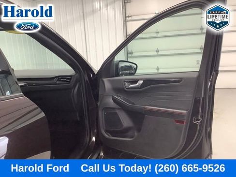 Used 2023 Ford Escape ST-Line w/ Tech Pack #1 AWD/4WD image 11