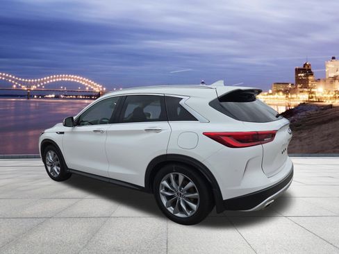 Used 2019 INFINITI QX50 Luxe FWD image 3