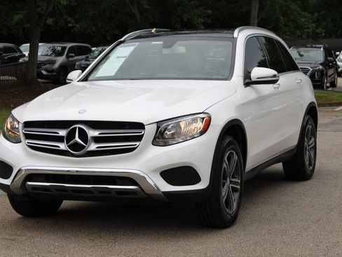 Used 2017 Mercedes-Benz GLC 300 image 3