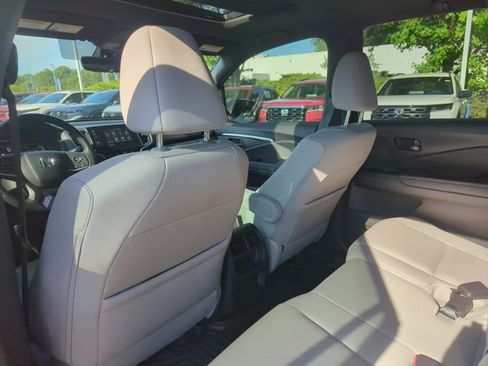 Used 2023 Honda Passport EX-L image 23