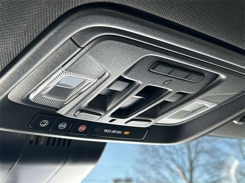 Used 2024 GMC Sierra 2500 AT4 w/ AT4 Premium Plus Package image 39