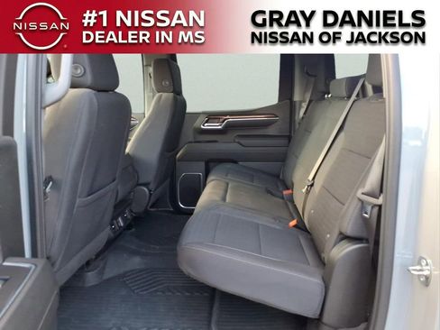 Used 2024 Chevrolet Silverado 1500 LT AWD/4WD image 25